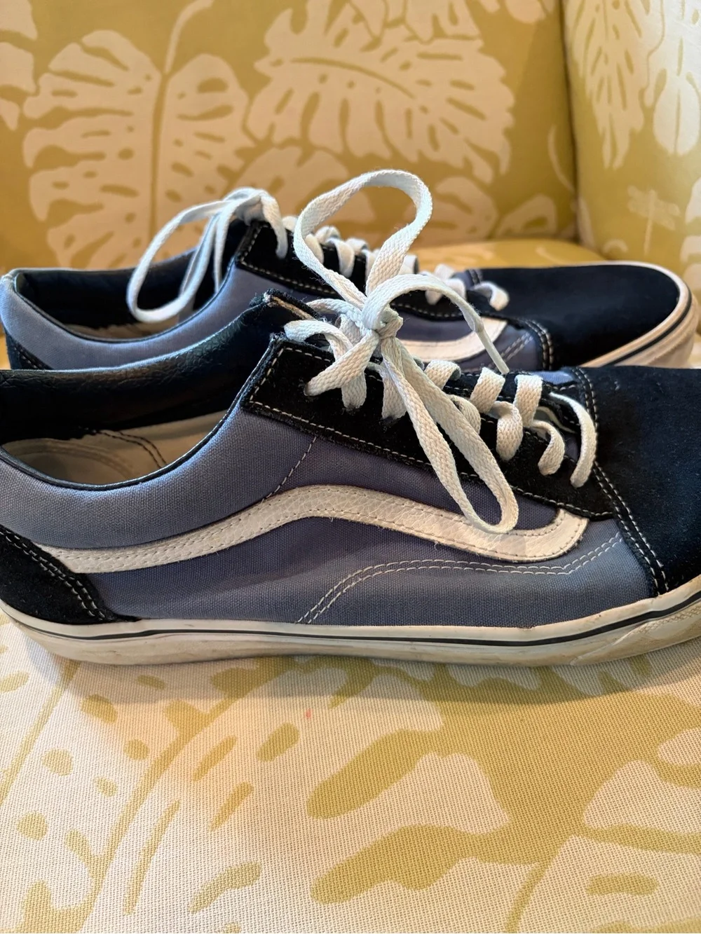 VANS Old Skool Two Toned Blue Canvas Tennis Shoes Size 12